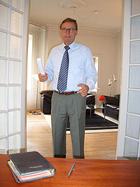 Torben Lausten p sit kontor